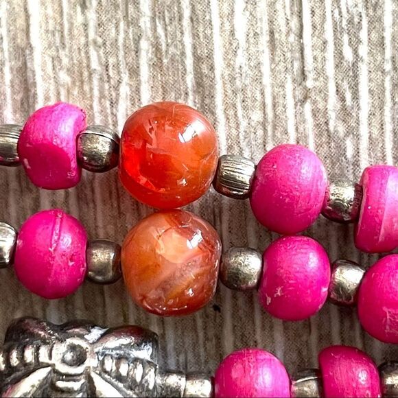 Silver tone pink beaded with carnelian 6 strand statement necklace - Picture 8 of 15